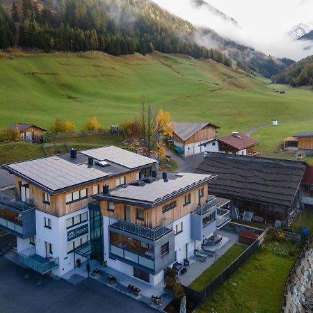 Aparthotel Ambiente Umhausen Dış mekan fotoğraf