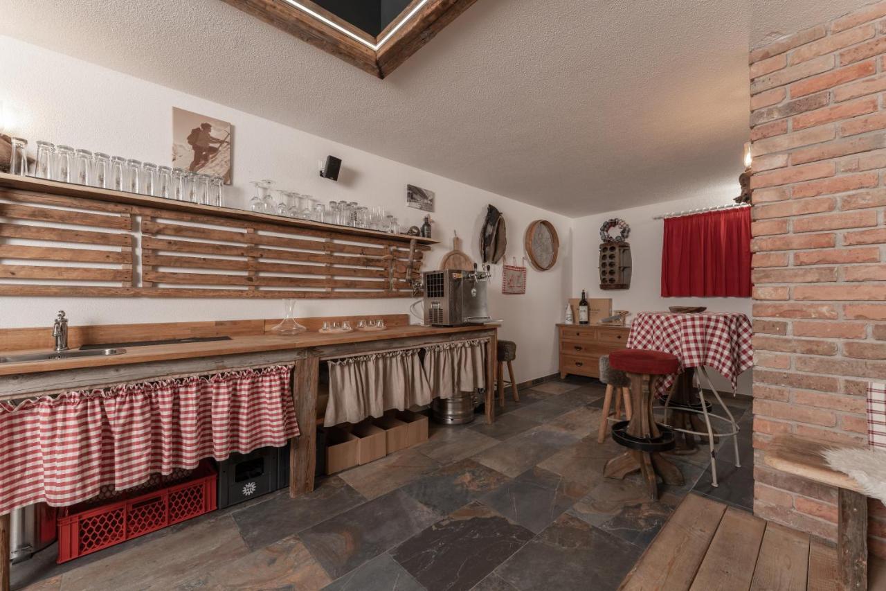 Aparthotel Ambiente Umhausen Dış mekan fotoğraf