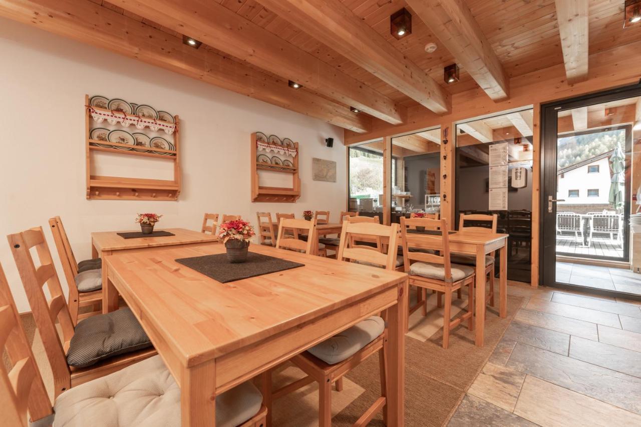 Aparthotel Ambiente Umhausen Dış mekan fotoğraf