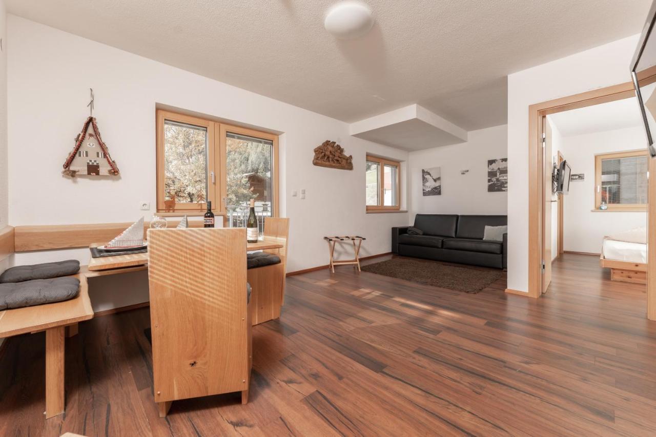 Aparthotel Ambiente Umhausen Dış mekan fotoğraf