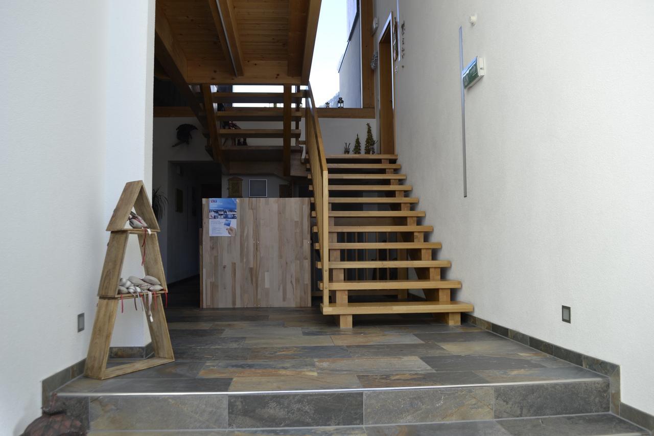 Aparthotel Ambiente Umhausen Dış mekan fotoğraf